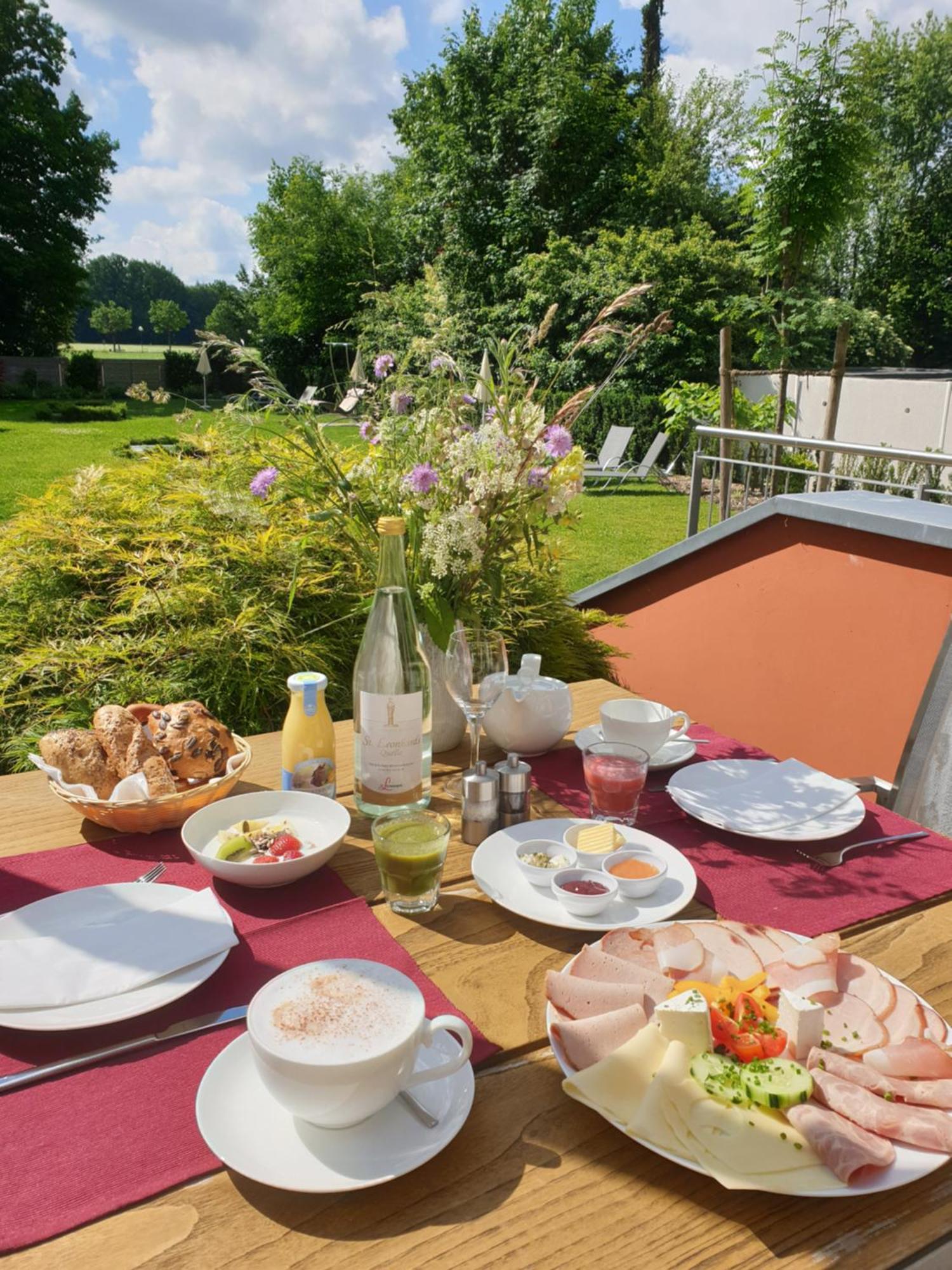 Bio Thermalhotel Falkenhof 巴特法兴格 外观 照片